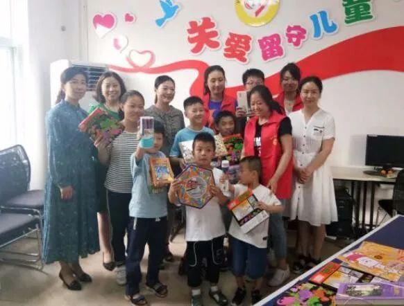 卢旺达东部翻船事故已造成14人死亡